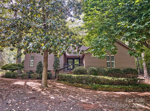46 Timberidge Drive, Lake Wylie, SC 29710