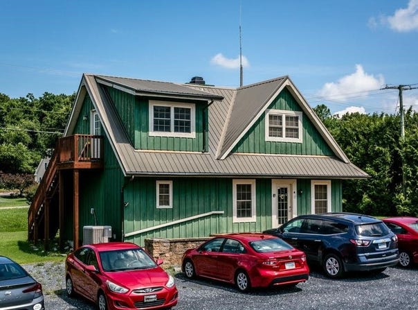 13 SWARTZEL SHOP RD, STAUNTON, VA 24401