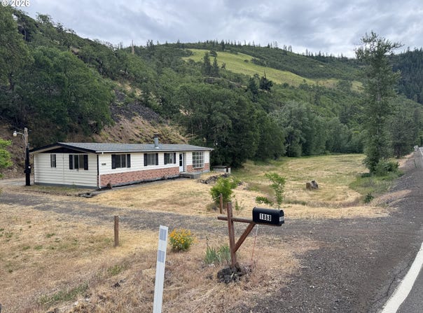 1888 HIGHWAY 142, Klickitat, WA 98628