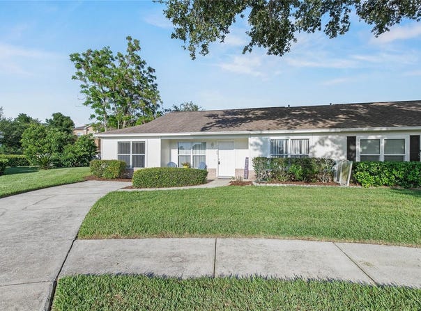 1726 TROPICAL COURT, TAVARES, FL 32778