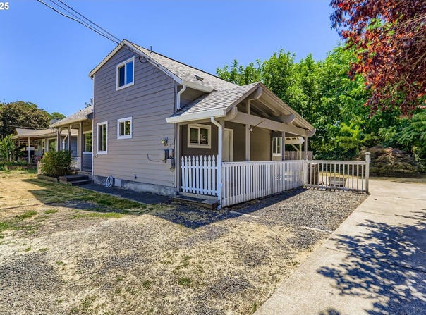 1251 N DAVIS ST, Cornelius, OR 97113