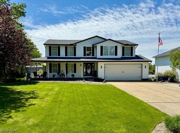 95 Cheyenne Drive, Girard, OH 44420