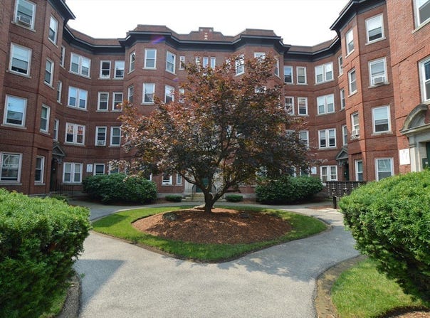 15 Lynde St, Salem, MA 01970