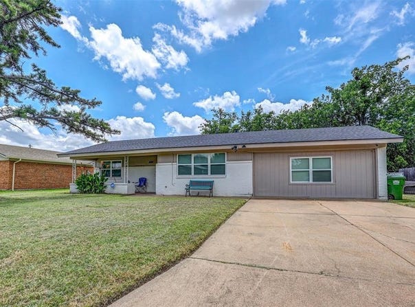 1706 SE 10th Street, Mineral Wells, TX 76067