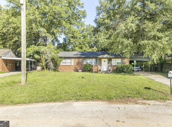 124 Flanders, Warner Robins, GA 31093