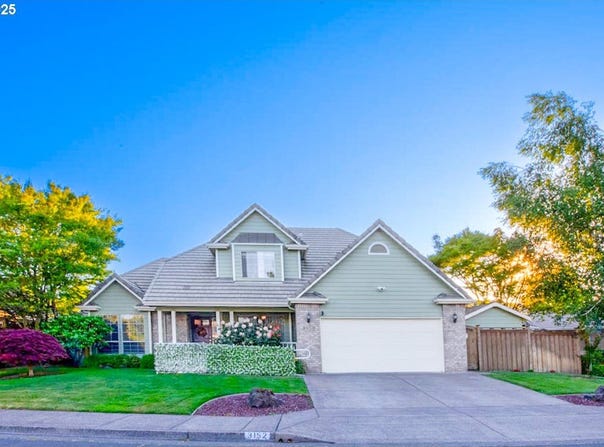 3152 WOLF MEADOWS LN, Eugene, OR 97408