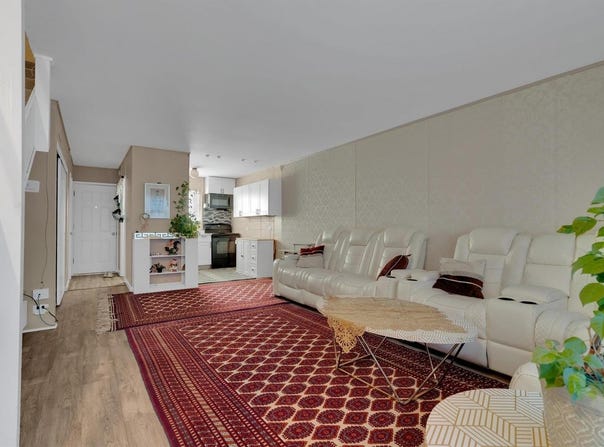 27505 Tampa Avenue, Hayward, CA 94544