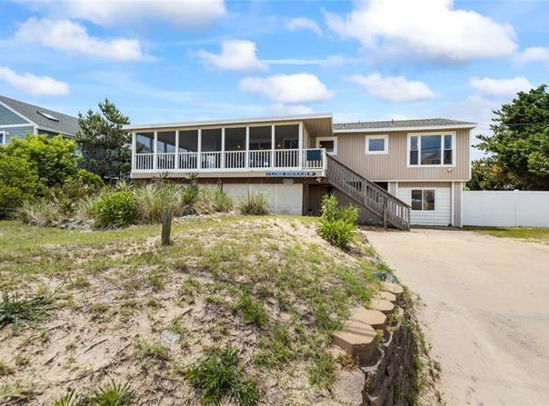3305 Sandfiddler Road, Virginia Beach, VA 23456
