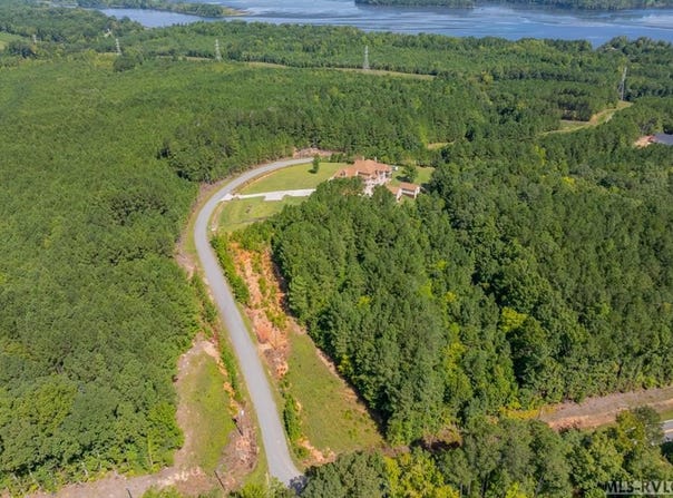 Stonegate Dr, Roanoke Rapids, NC 27870