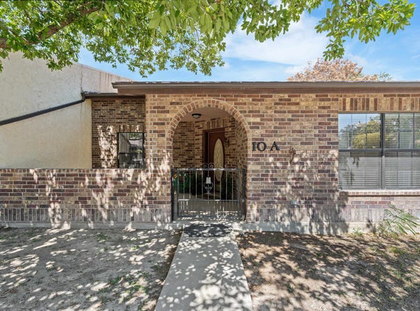 100 Royal Way Unit 10-A & B, Del Rio, TX 78840
