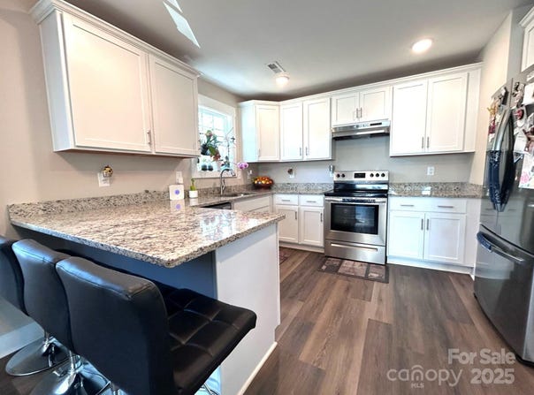 606 E Carpenter Street, Dallas, NC 28034