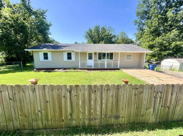 445 LOUANN DRIVE, Mountain Home, AR 72653