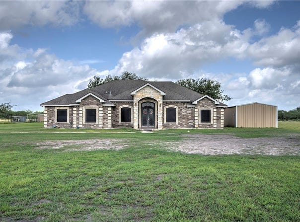 535 County Road 145, Alice, TX 78332
