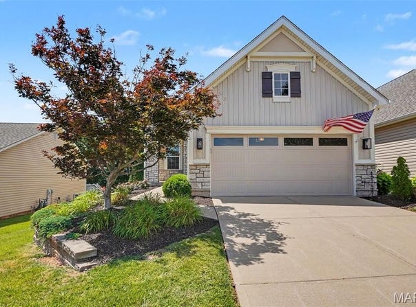 11 Thoreau Court, O'Fallon, MO 63366