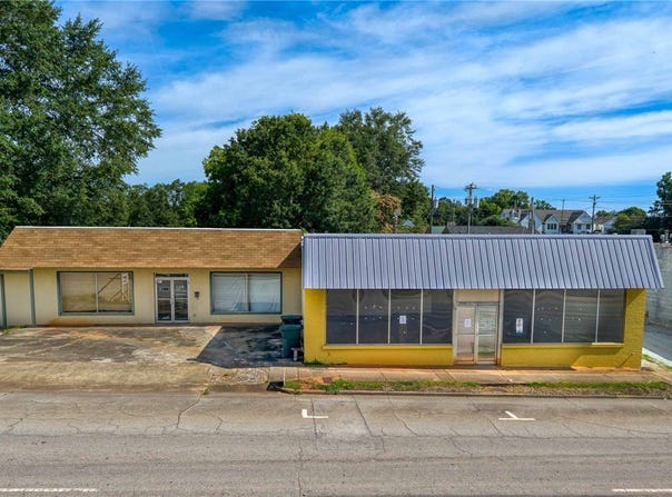104 W North 1st Street unit: Suite 104-A & Suite 104-B, Seneca, SC 29678