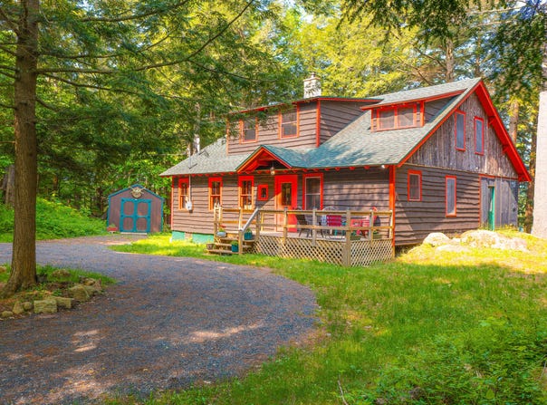 24 Hemlock Ledge Road, Tupper Lake, NY 12986