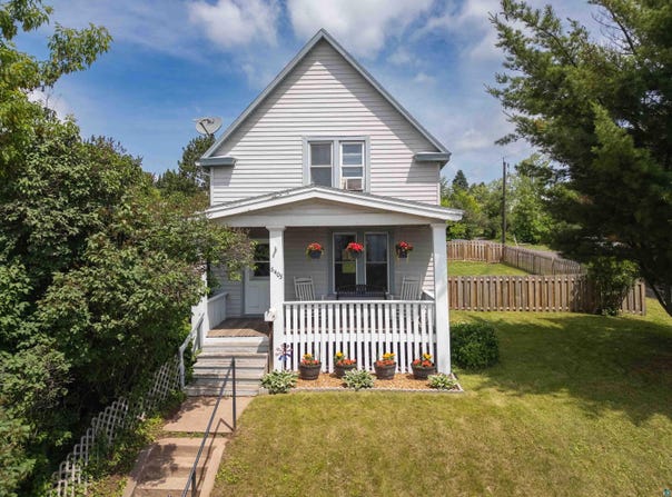 6403 Cody St, Duluth, MN 55807