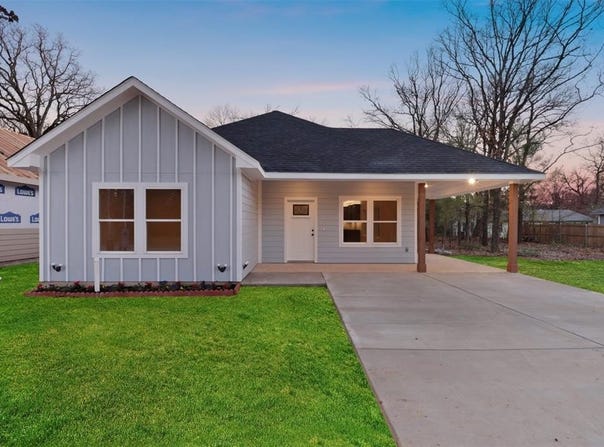 125 Barcelona, Payne Springs, TX 75156