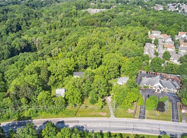 3068 State Road, Cuyahoga Falls, OH 44223