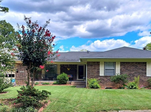 210 Mockingbird Lane, Russellville, AR 72801