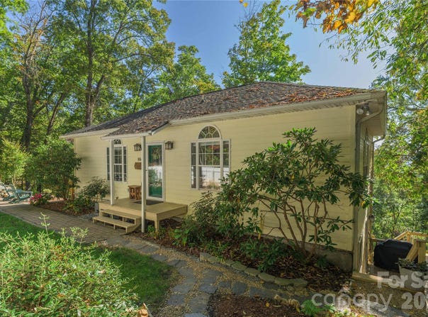 804 Madison Heights Drive, Marshall, NC 28753