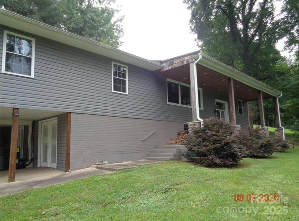 53 Forest Avenue, Granite Falls, NC 28630