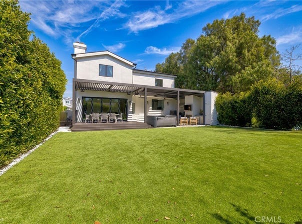 1852 6th Street, Manhattan Beach, CA 90266