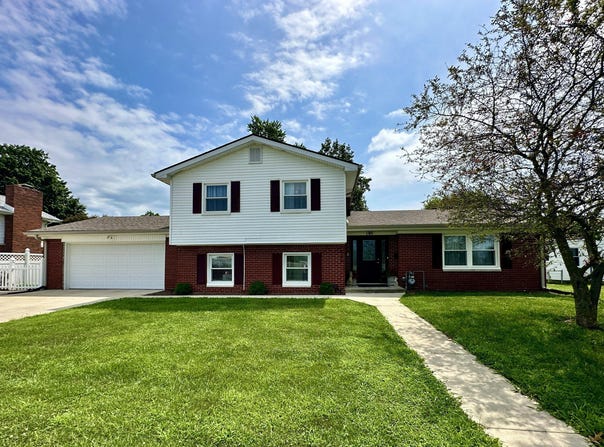 949 S Sycamore Street, Martinsville, IN 46151