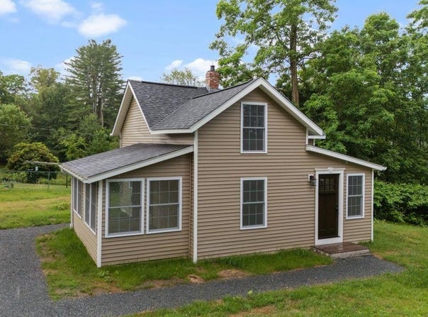 12 Breezy Knoll, Hinsdale, NH 03451