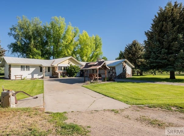 695 N 550 E, Firth, ID 83236