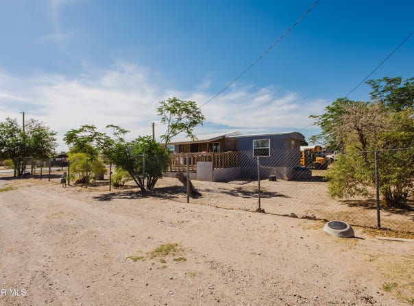 500 TIKAL Avenue, San Elizario, TX 79849