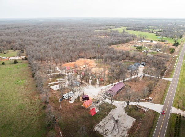 1608 Highway 64, Tunas, MO 65764