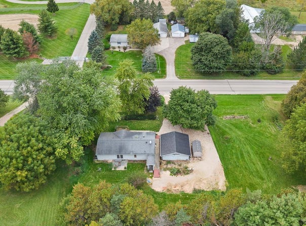 5688 S Bird Street, Sun Prairie, WI 53590