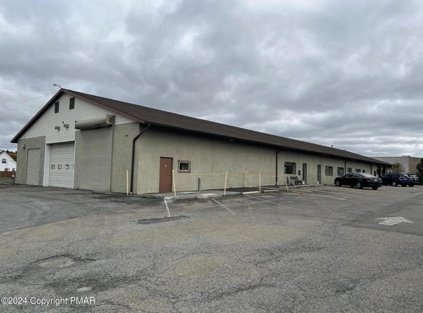 956 Weir Lake Road, Brodheadsville, PA 18322