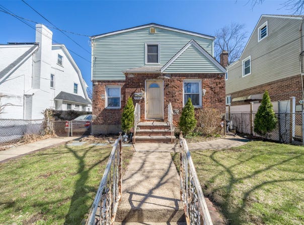 104-21 201 Street, Hollis, NY 11412
