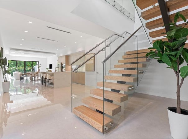 1233 SW 13th Ave, Miami, FL 33135