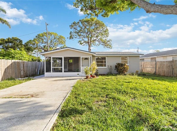 306 E LANGSNER STREET, ENGLEWOOD, FL 34223