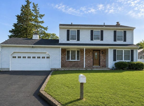 7 Mayflower Drive, Little Egg Harbor, NJ 08087