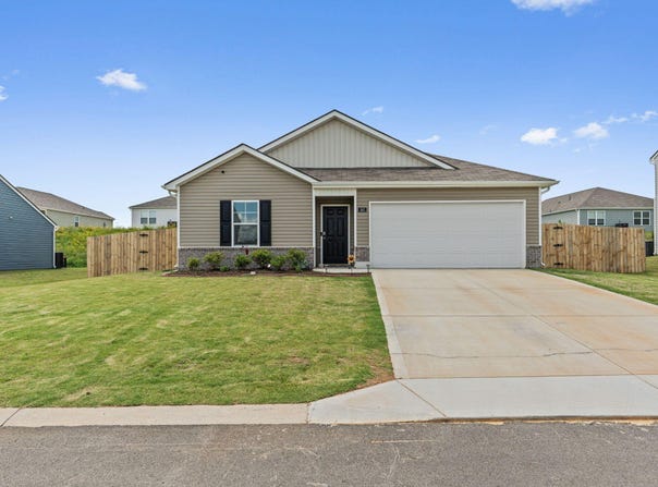 141 Crescent Circle, Niota, TN 37826