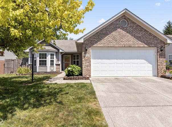 10343 Northbrook Drive, Fishers, IN 46038