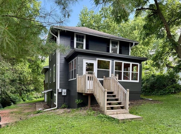 810 W Madison Street W, Saint Peter, MN 56082