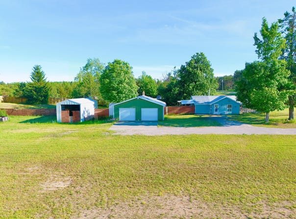 9255 Old 27 Highway, Vanderbilt, MI 49795