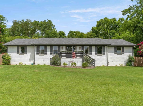 892 ALFORD AVENUE, HOOVER, AL 35226