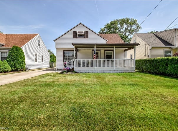 30104 Phillips Avenue, Wickliffe, OH 44092