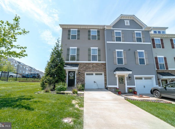 10680 HINTON Way, MANASSAS, VA 20112