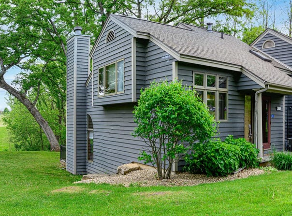 22 Valleywood, GALENA, IL 61036