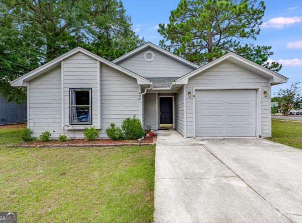 200 Candy, St. Marys, GA 31558