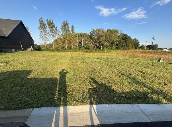 3302 Upper Gable Drive lot: 249, Bowling Green, KY 42101