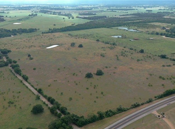 FM 933, Aquilla, TX 76622