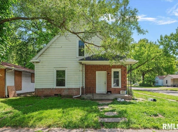 1230 S 13TH Street, Springfield, IL 62703
